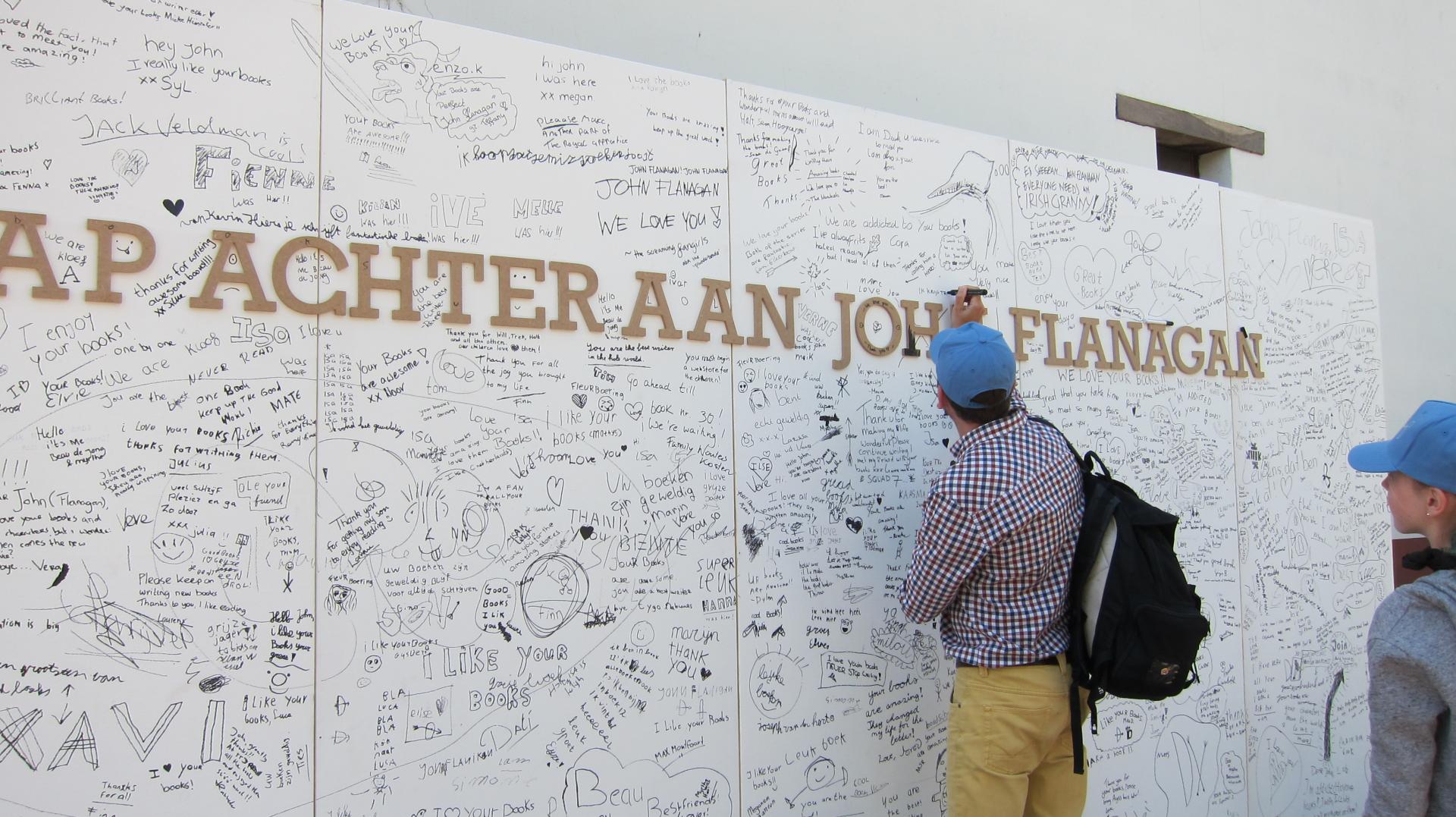 John Flanagan komt naar de Grijze Jager Dag